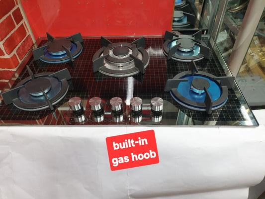 Modern built in gas cooker